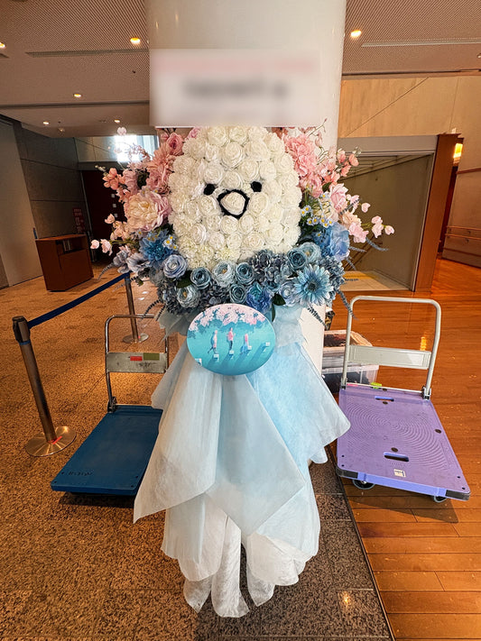 めぐろパーシモンホールへお届けしたオーダーメイドのフラワースタンド|HANA GARDEN TOKYO