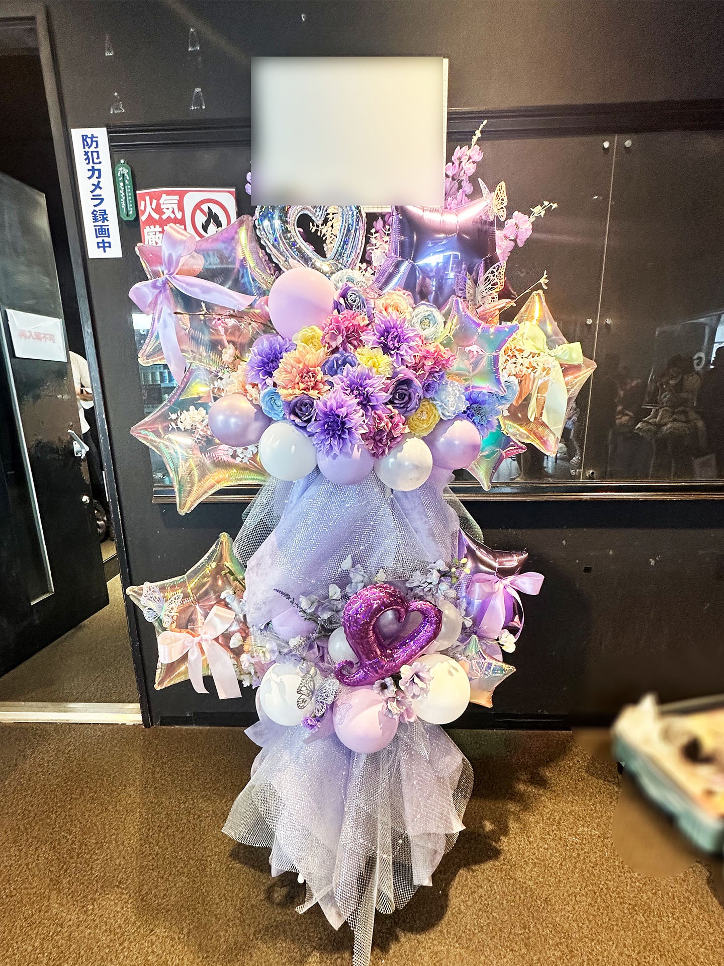 Twin Box AKIHABARAへお届けしたオーダーメイドのフラワースタンド|HANA GARDEN TOKYO