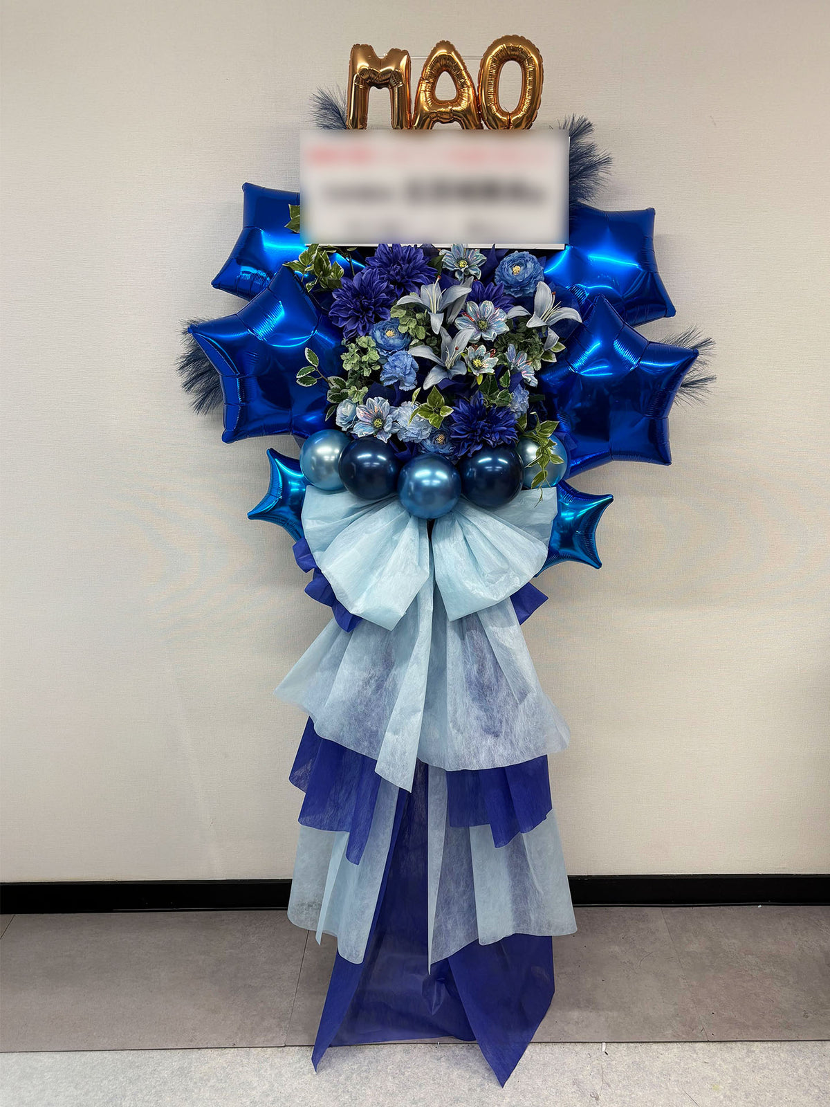 幕張メッセへお届けしたオーダーメイドのフラワースタンド|HANA GARDEN TOKYO