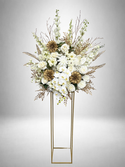 [Re:Bloom] ホワイトノーブルゴールドスタンド｜ホワイトの花々とゴールドフレームを組み合わせた高級感あふれるアーティフィシャルフラワースタンド