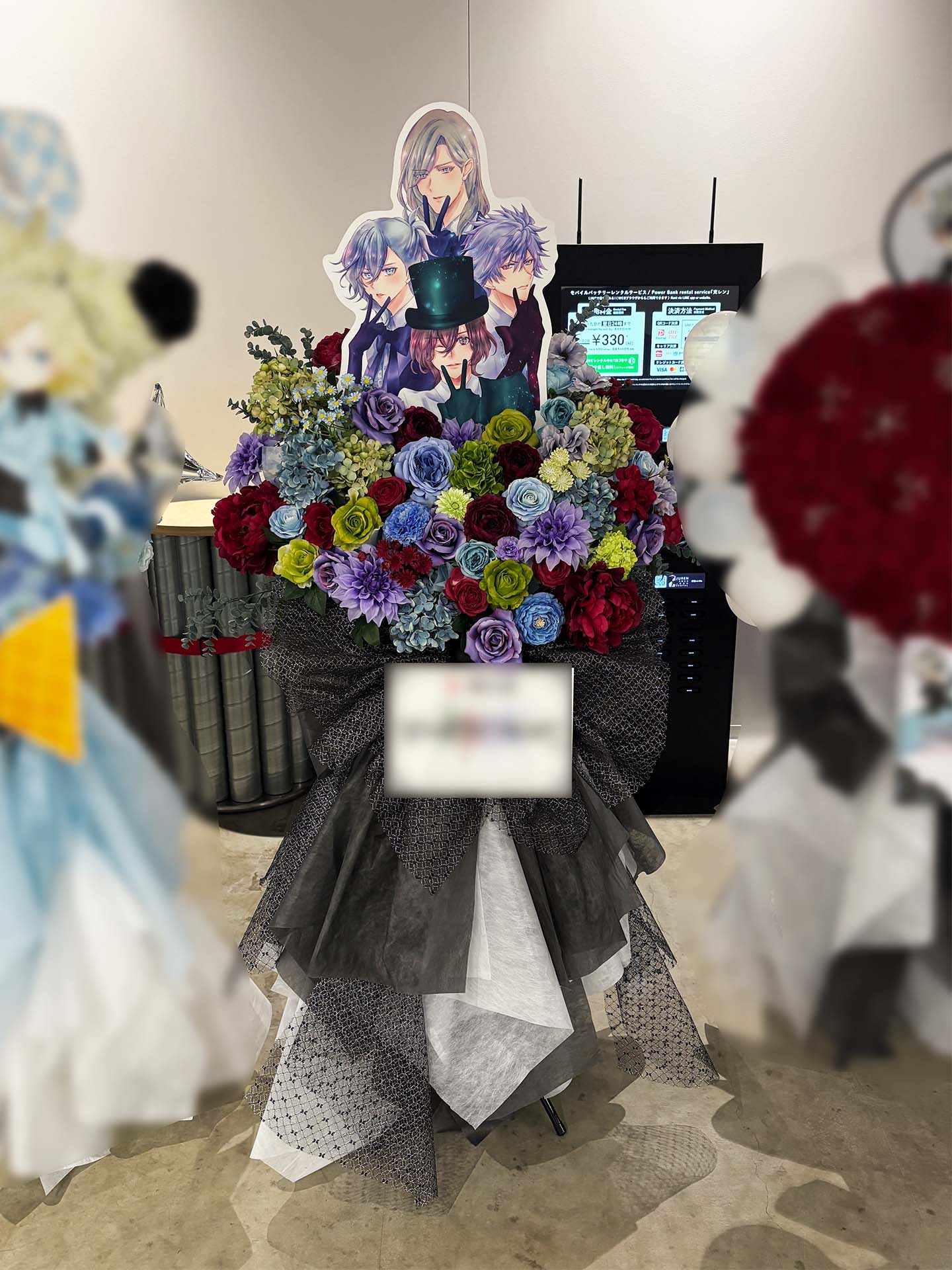 LaLa arena TOKYO-BAYへお届けしたオーダーメイドのフラワースタンド｜HANA GARDEN TOKYO