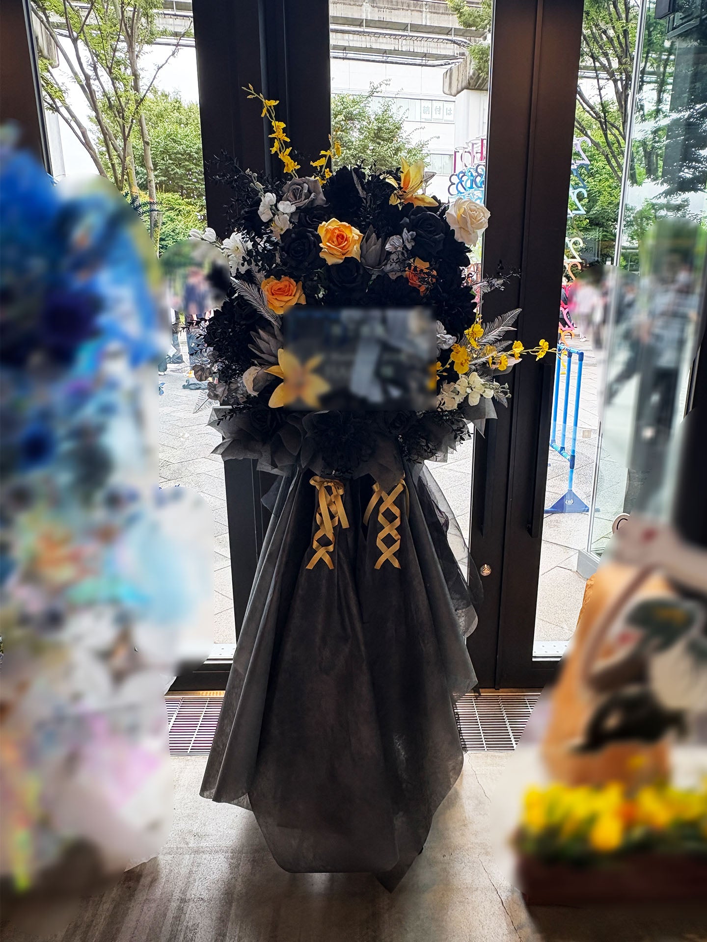 TACHIKAWA STAGE GARDENへお届けしたオーダーメイドのフラワースタンド｜HANA GARDEN TOKYO