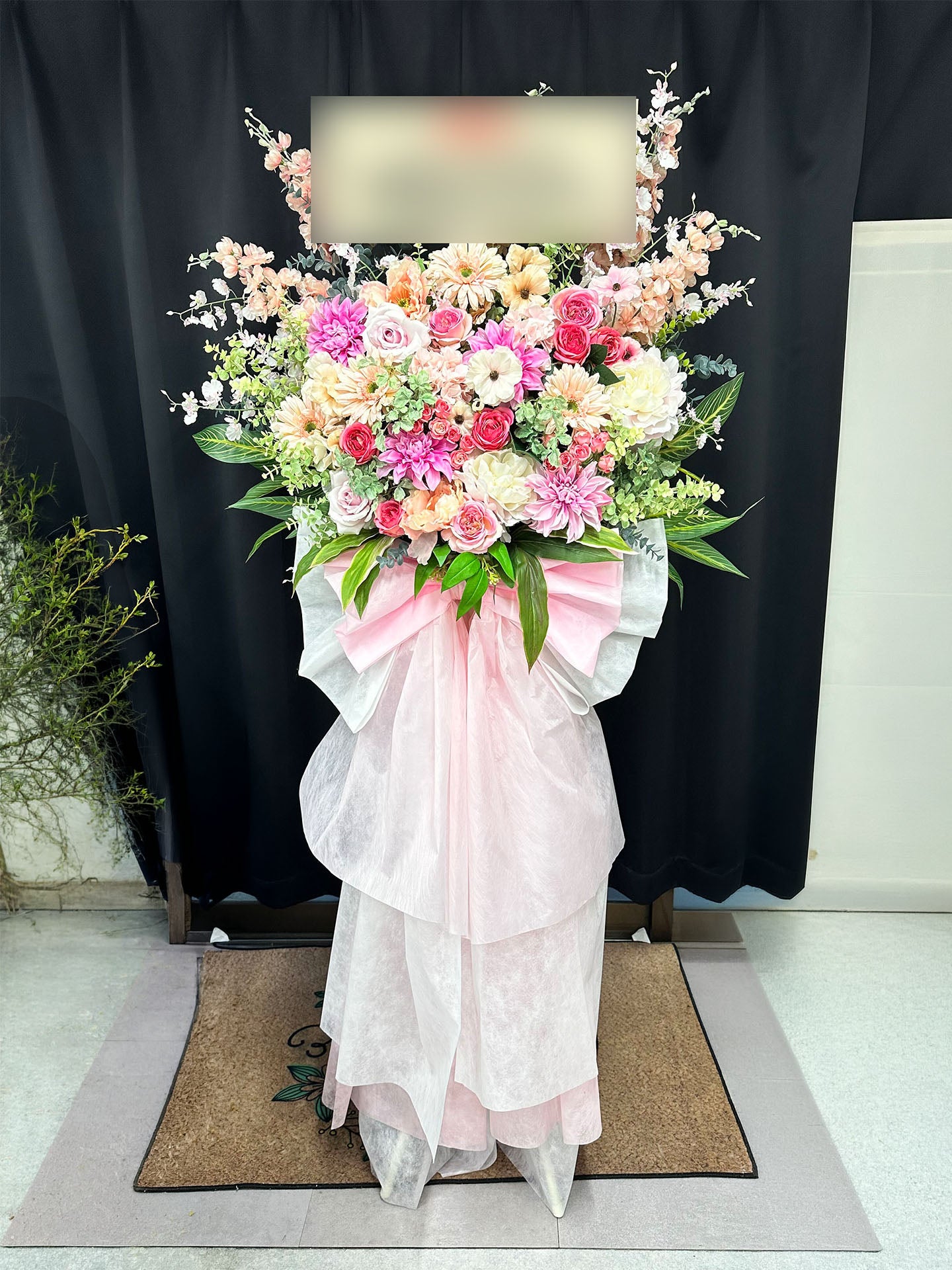 オーダーメイドのフラワースタンド｜HANA GARDEN TOKYO