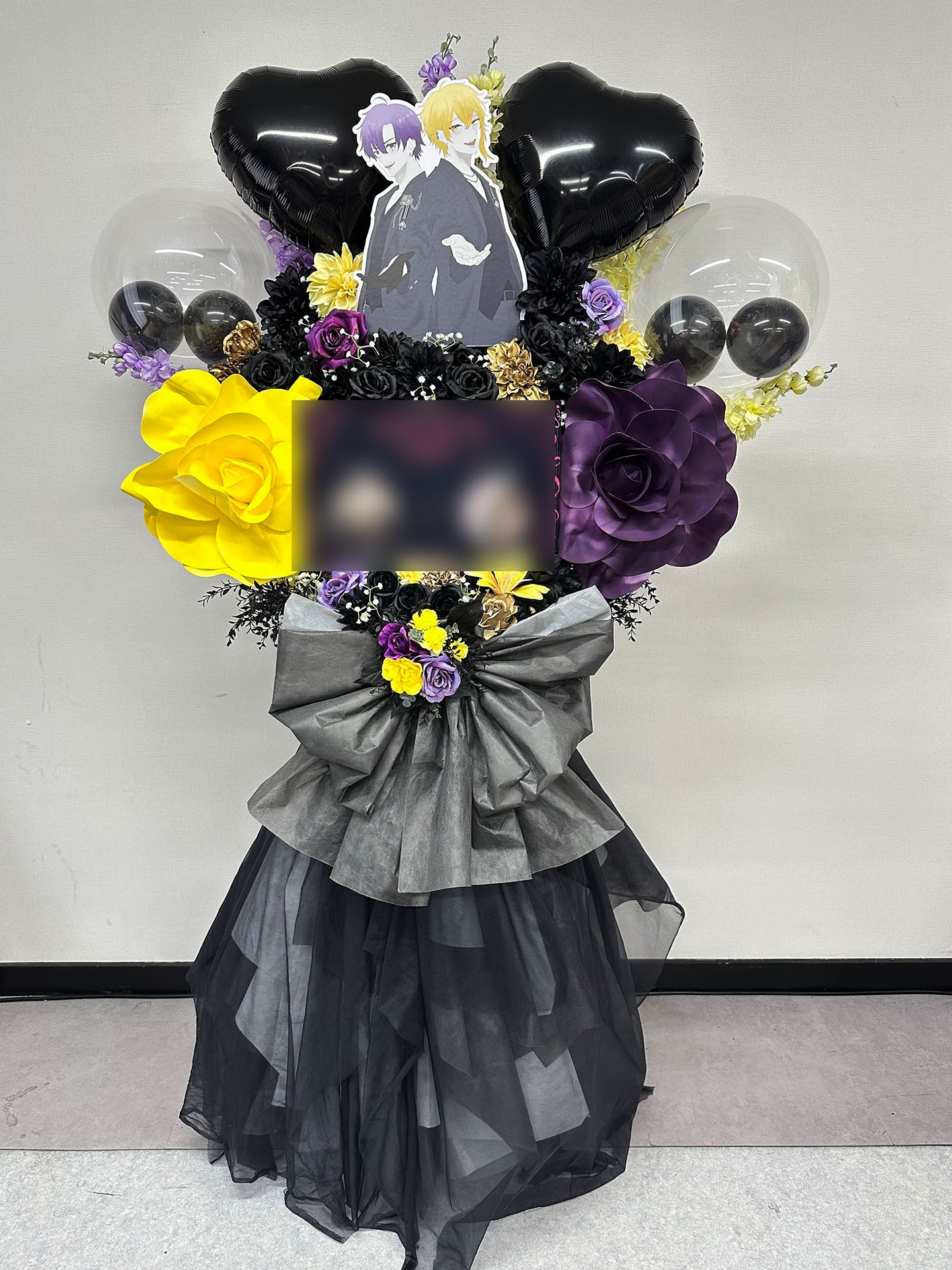 LaLa arena TOKYO-BAYへお届けしたオーダーメイドのフラワースタンド｜HANA GARDEN TOKYO
