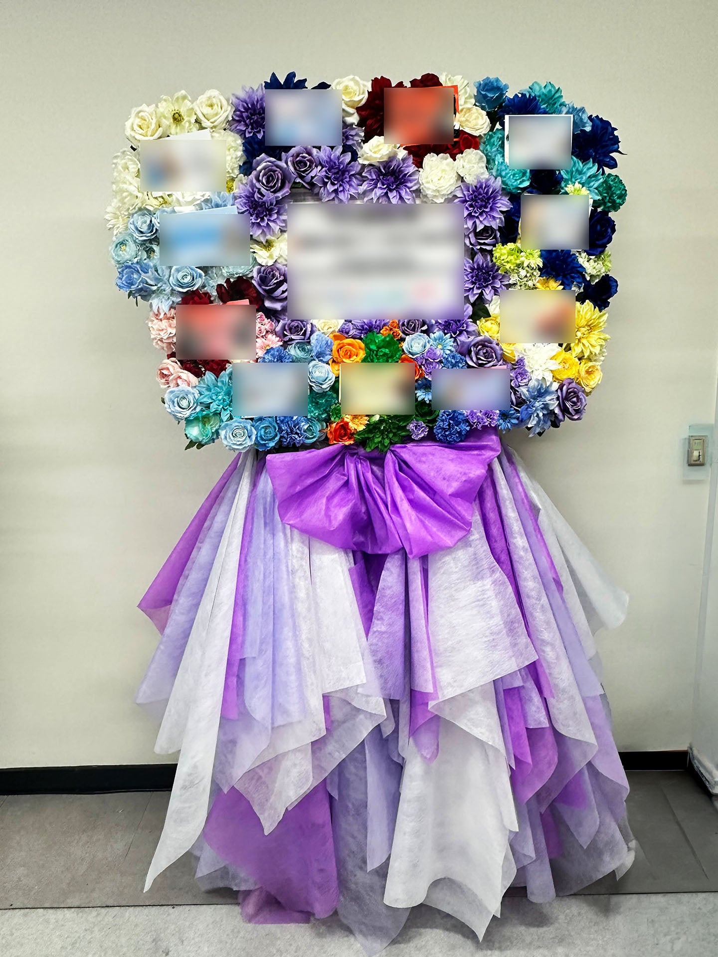 明治神宮野球場へお届けしたオーダーメイドのフラワースタンド｜HANA GARDEN TOKYO