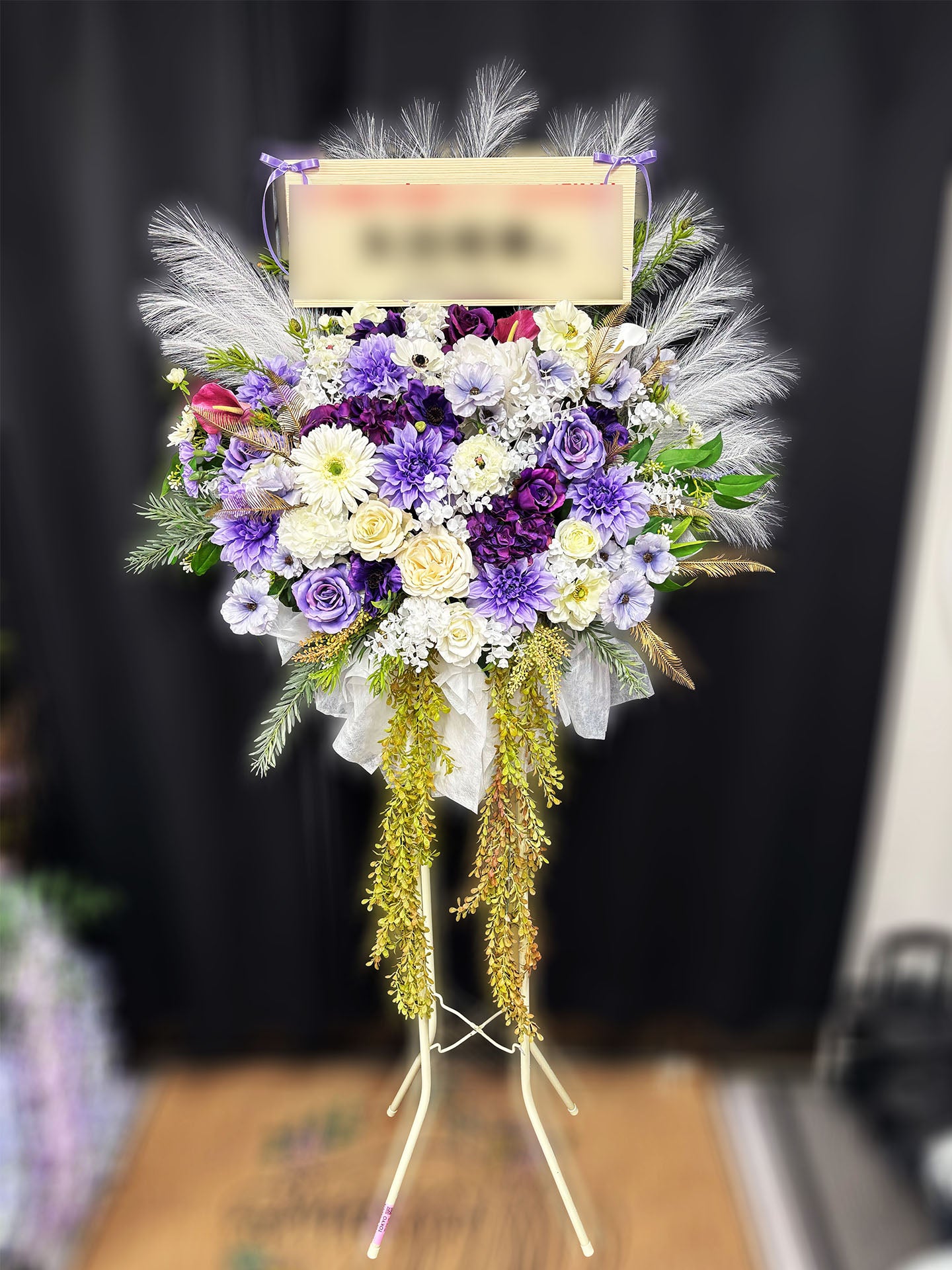 明治神宮野球場へお届けしたオーダーメイドのフラワースタンド｜HANA GARDEN TOKYO