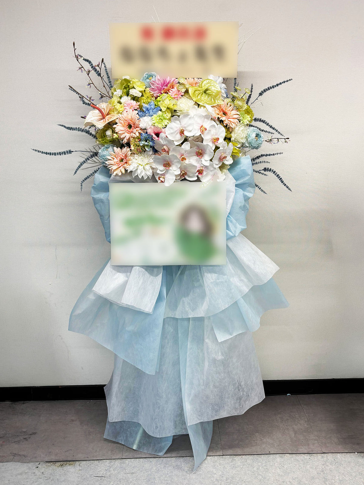 Zepp Shinjukuへお届けしたオーダーメイドのフラワースタンド｜HANA GARDEN TOKYO
